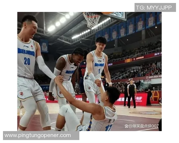 赛后分析重庆篮球队与北京篮球队心理素质的较量与影响